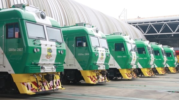 Railway Structures & Locomotives